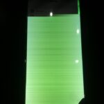 【iPhoneXsMAX】画面割れは無いのに映像部分の大半が緑色に発光？！スマップル熊本店ならたったの３０分で修理致します！