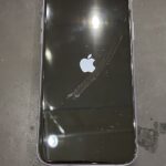iPhone11の液晶漏れがだんだん広がっている！？スマップル熊本店では約30分で修理が可能です♪