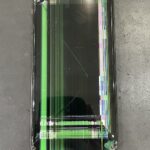 【画面が緑色】iPhoneの液晶が壊れてしまうと画面が緑色になることがある！？そんな修理も約30分でご対応可能ですよ♪